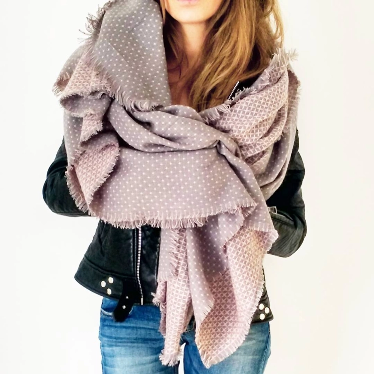 Ciepły Duży Szal Chusta Szalik Koc XXL Delikatny Miły w dotyku model #SZ005 w sklepie FASHIONAVENUE.PL