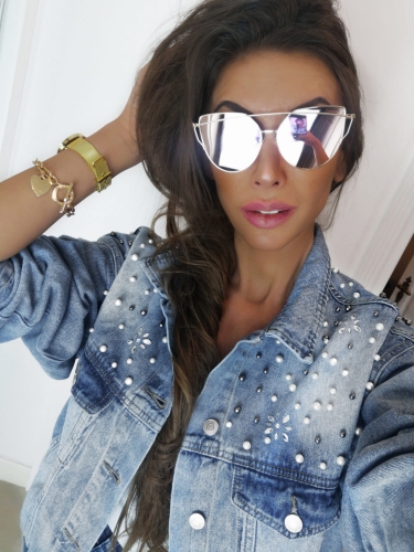 Modna Kurtka Damska Jeansowa Perełki Wiosna Lato Jesień model #707-1 sklep FASHIONAVENUE.PL Promocja