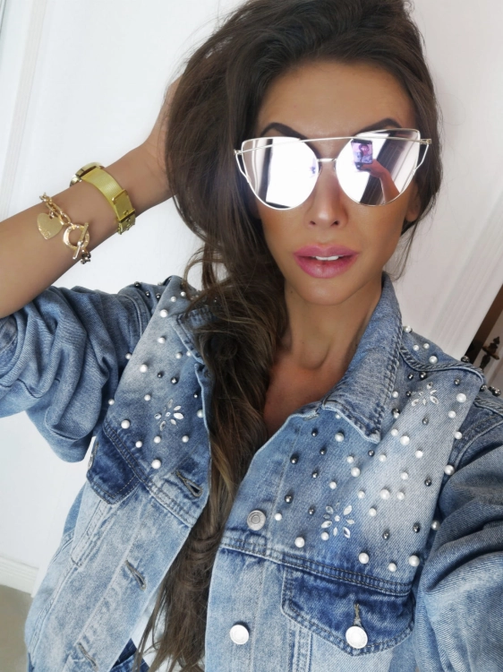 Modna Kurtka Damska Jeansowa Perełki Wiosna Lato Jesień model #707-1 sklep FASHIONAVENUE.PL Promocja