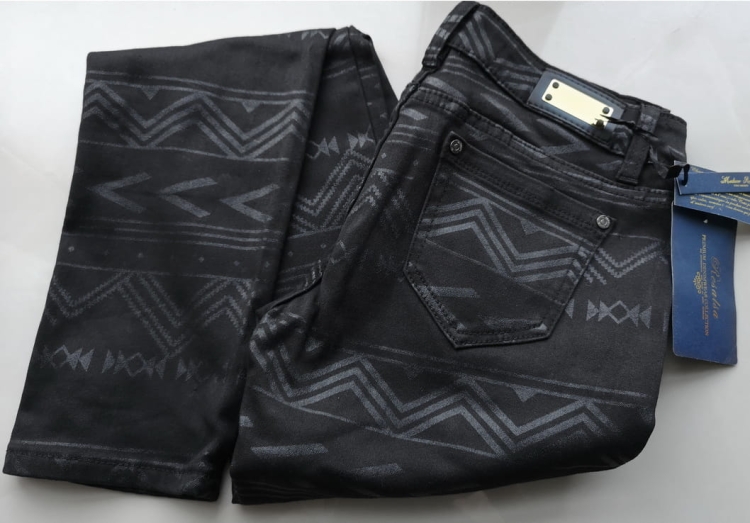 Spodnie Damskie Jeans Denim RURKI Kobiece Wzory model #451 na Wiosnę Lato Jesień Zimę w sklepie FASHIONAVENUE.PL