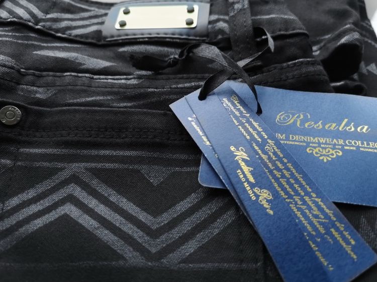 Spodnie Damskie Jeans Denim RURKI Kobiece Wzory model #451 na Wiosnę Lato Jesień Zimę w sklepie FASHIONAVENUE.PL
