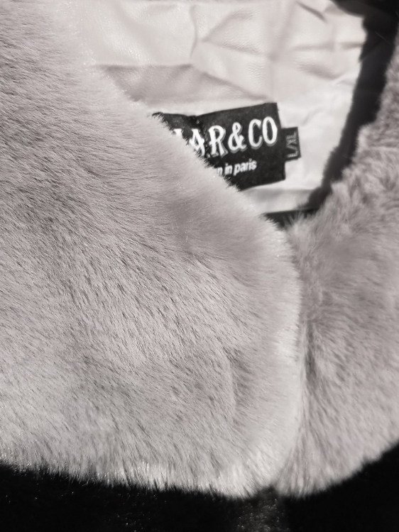 Najmodniejsza Ekskluzywna Kamizelka Damska Futrzana Bezrękawnik Must Have Hit Sezonu #49033 Promocja w Sklepie FASHIONAVENUE.PL