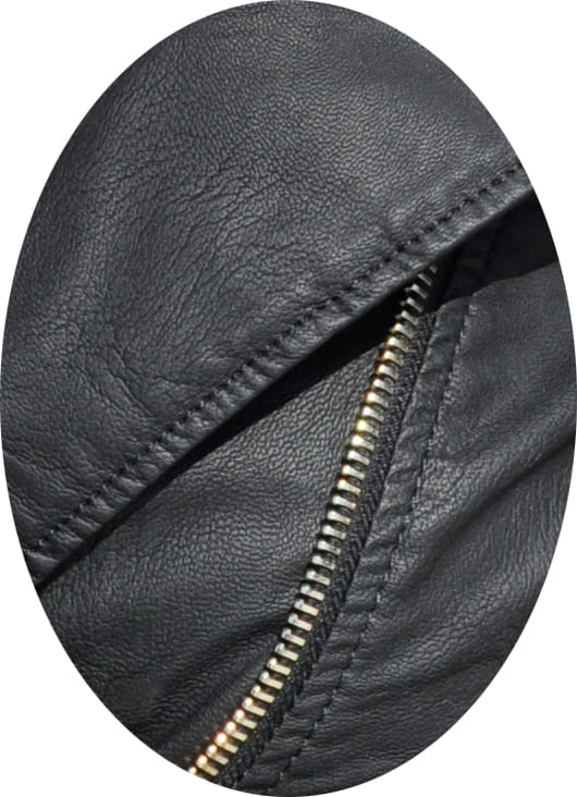 faktura materialu model 52 fashionavenue ramoneska skorzana.jpg