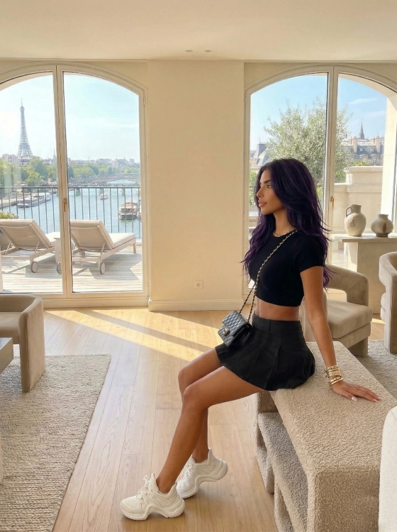 Czarna Miniówka Anime Style Srebrne Guziki Ząbek Plisy #9107 FASHIONAVENUE.PL