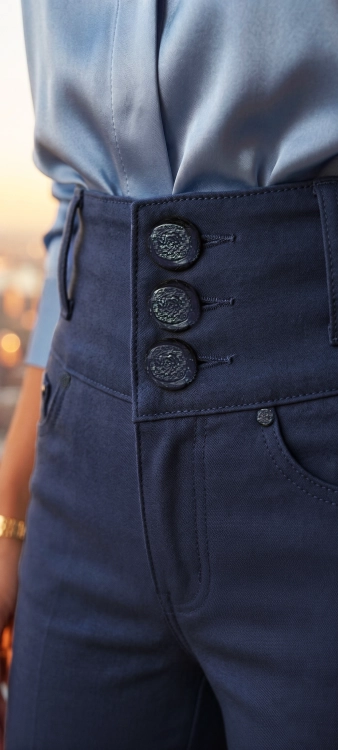 Granatowe Spodnie Damskie Regular Fit z Szeroką Plisą Guziki Napy #MC007 FASHIONAVENUE.PL