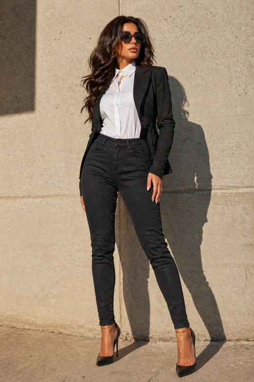 Czarne Jeansy Damskie Push-Up Modelujące Dopasowane Curvy Fit #8048 FASHIONAVENUE.PL