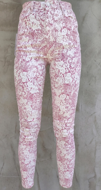 Białe Spodnie Skinny Rurki w Kwiatowe Ornamenty #DJ426-1 FASHIONAVENUE.PL