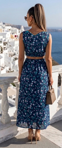 Kwiatowy Komplet Letni Kobiecy Top z Kopertowym Dekoltem i Spódnica Maxi Granat-Turkus #6636 FASHIONAVENUE.PL
