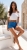 Damskie Szorty Jeansowe Klasyka z Efektem Push-Up #S834 FASHIONAVENUE.PL