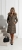 Długa Kurtka Zimowa Pikowana Płaszcz Khaki z Kapturem Futerkiem #V725 FASHIONAVENUE.PL