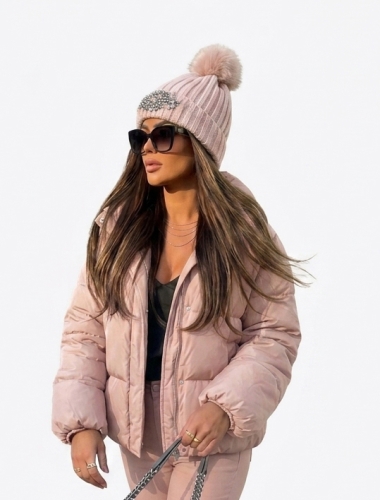 Czapka Zimowa z Cyrkoniami Kryształkami Odpinanym Pomponem Różowa #H52009 FASHIONAVENUE.PL